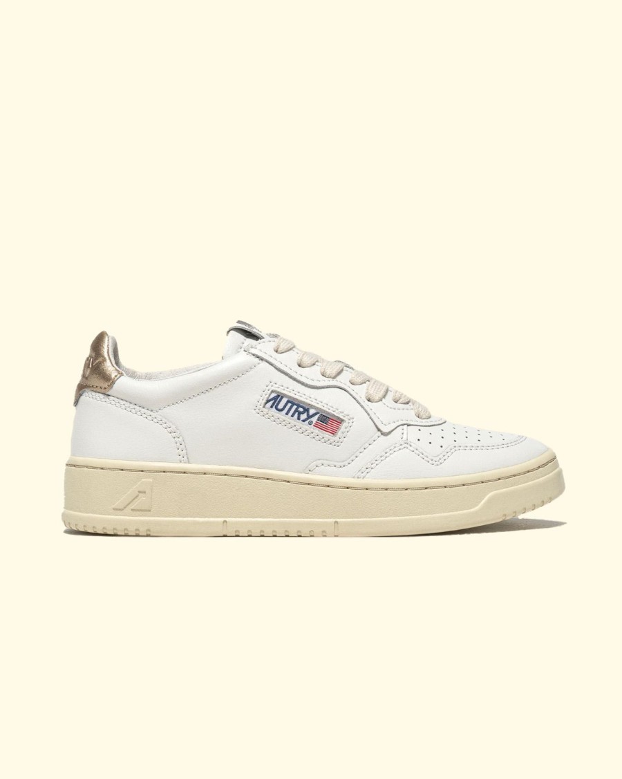 Women Autry Sneakers | Medalist Low Sneakers|White/Gold