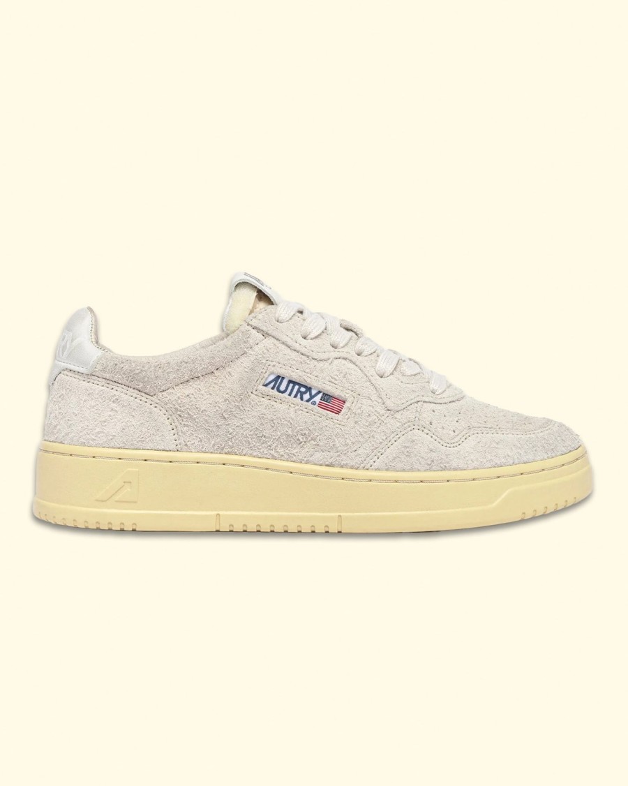 Women Autry Sneakers | Medalist Low Sneakers|Suede Sand